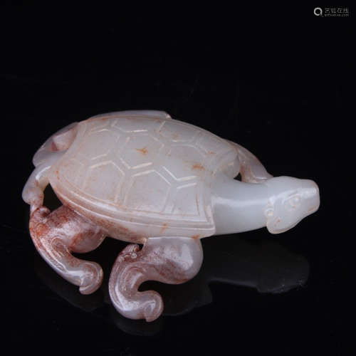 AN OLD HETIAN JADE LONG-LIVED TURTLE DESIGN HAND PIECE