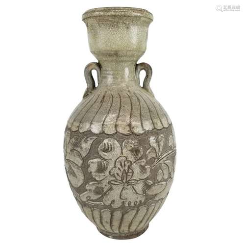 A Cizhou Ware Slip-Decorated Jug