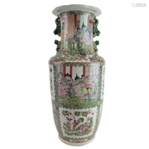 A Famille Verde Rouleau Vase