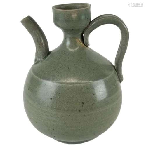 A Song Style Yue-ware Celadon Ewer