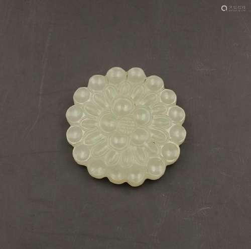 CHINESE JADE FLOWER BUTTON