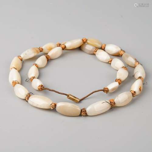 CHINESE AGATE BEADS NECKLACE