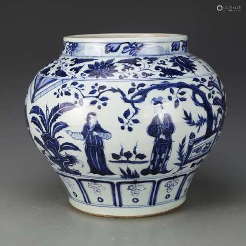 CHINESE BLUE AND WHITE PORCELAIN JAR