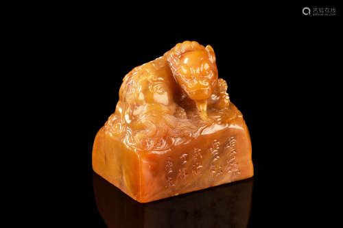TIANHUANG SOAPSTONE CARVED 'LION' STAMP SEAL