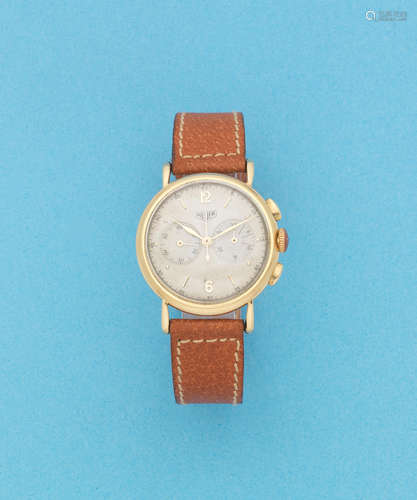 Circa 1940  Heuer. An early 18K gold manual wind chronograph wristwatch