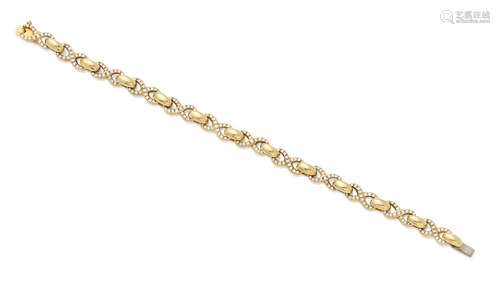 A Diamond and 18K Gold Bracelet