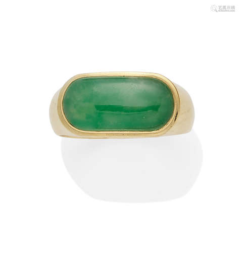 A jadeite jade and 18k gold saddle ring