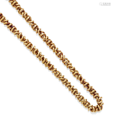 An 18k Gold Chain
