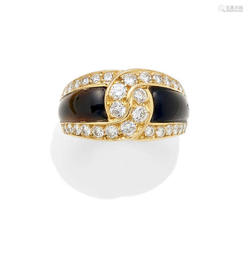 A diamond, black onyx and 18k gold ring, Van Cleef & Arpels, French
