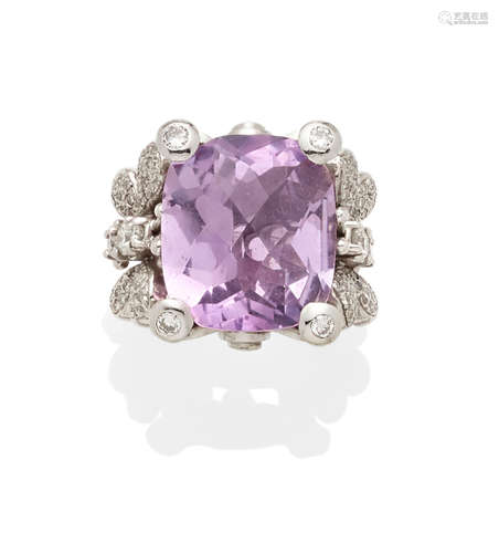 An Amethyst, Diamond and 18K White Gold Ring