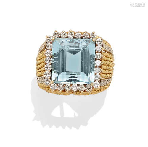 An aquamarine, diamond and 18k bi-color gold ring