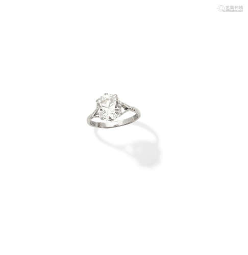 A diamond single-stone ring