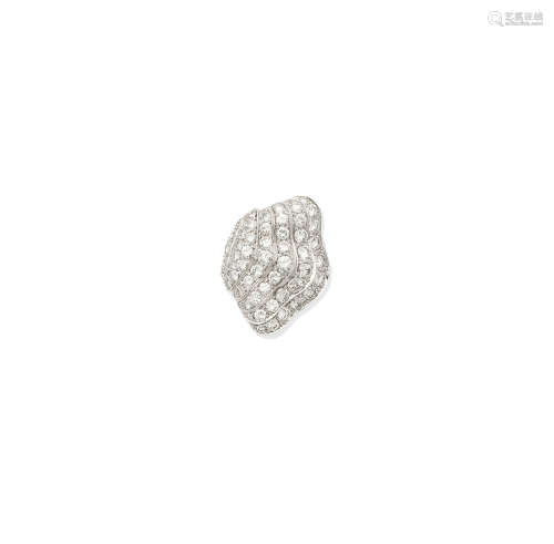 A diamond clip
