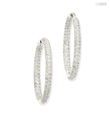 A pair of diamond earhoops