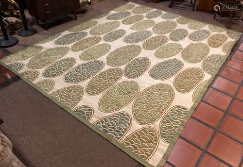 Contemporary handmade flatweave carpet, executed in wool, and having stylized green to turquoise