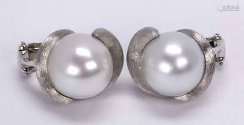 Pair of Henry Dunay South Sea cultured pearl and platinum earrings Featuring (2) South Sea