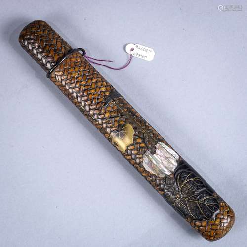 Japanese pipe case, 19th century, woven patterns with ivy leaves in mother-of-pearl and takamakie,