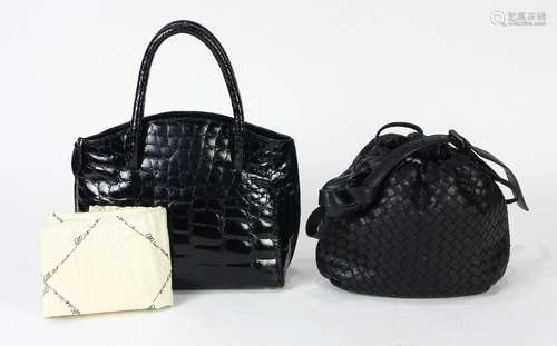 (lot of 2) Italian handbag group, consisting of one Bottega Veneta intrecciato drawstring handbag,