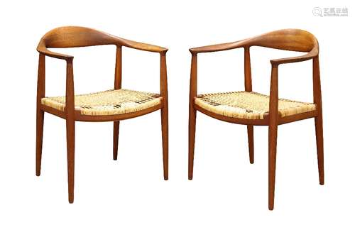 Pair of Hans Wegner for Johannes Hansen 