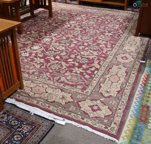 Turkish carpet, 12'3