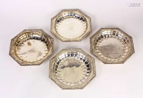 (lot of 4) George II sterling silver shallow dishes, London, circa 1756, possibly by Constatine