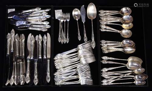 (lot of 95) Westmorland Sterling Co. sterling silver flatware service, executed in the 