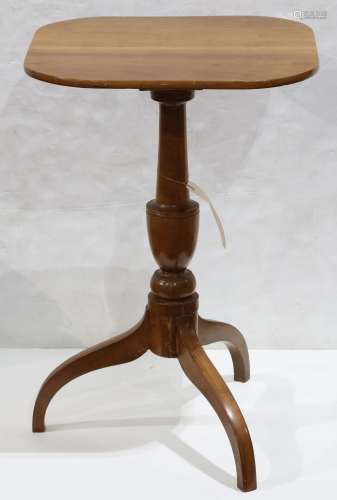 Federal candle stand, having a rectangular top, above a turned standard, and rising on a tripod