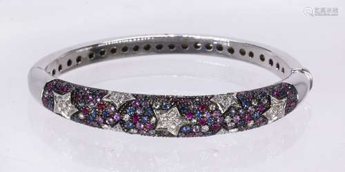 Salavetti sapphire, diamond and 18k white gold bracelet Designed with a star motif, each