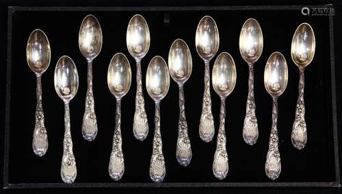 (lot of 12) Tiffany & Co. sterling silver spoons, executed in the 