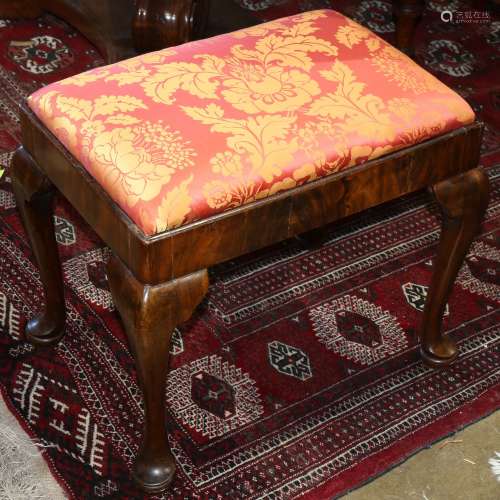 Queen Anne stool circa 1780, having a rectangular seat and rising on cabriole legs, 19.5