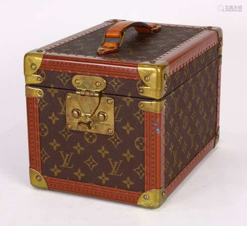 Louis Vuitton Paris Boite Flacons travel vanity box, having a hard shell case with signature