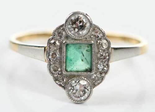 Antique Platinum, 18kt., Emerald & Diamond Ring