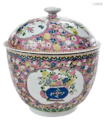 Chinese Famille Rose Lidded Jar