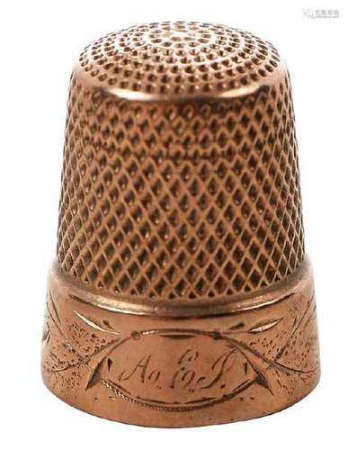 Kirk & Son 14kt. Thimble with Leather Case