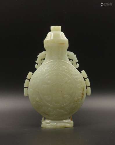 CHINESE JADE VASE WITH EIGHT TREASURES