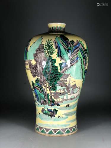 CHINESE WUCAI PORCELAIN MEIPING VASE
