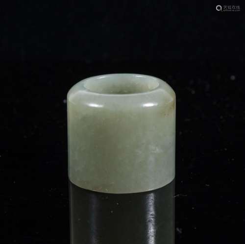 CHINESE CELADON JADE ARCHER'S THUMB RING