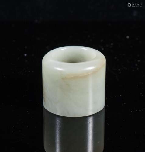 CHINESE CELADON JADE ARCHER'S THUMB RING