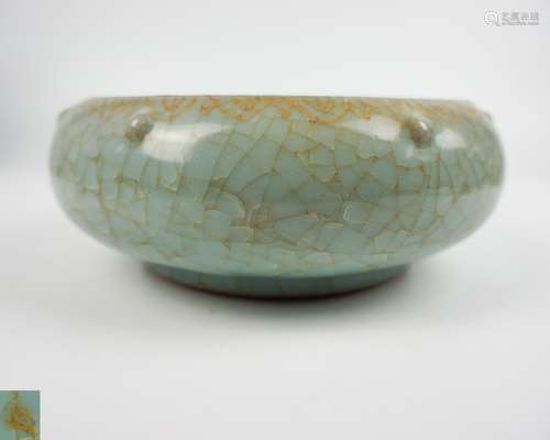 GUAN MARK LIGHT GREEN DISH