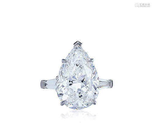 海瑞·温斯顿设计 10.01克拉D色Type IIa钻石戒指，净度内部无暇