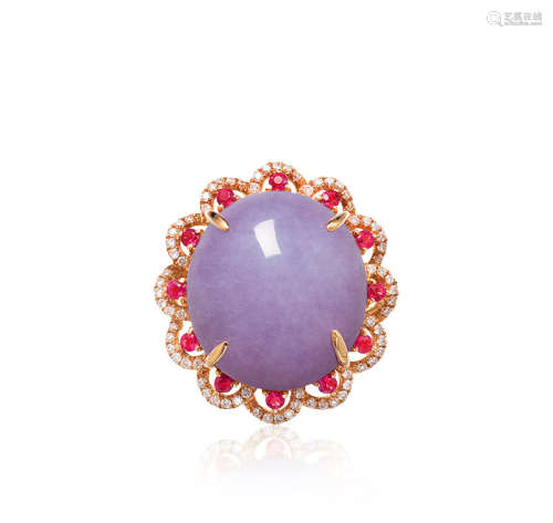 缅甸天然紫罗兰翡翠蛋面配红宝石及钻石戒指