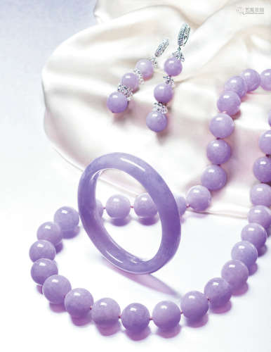 缅甸天然紫罗兰翡翠珠配钻石项链及耳环套装