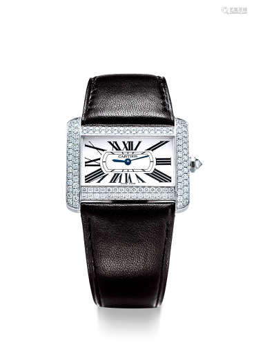 卡地亚 精美，白金镶钻石长方形腕表，备中心秒针，「Tank Divan」，型号WA301271，年份约2005