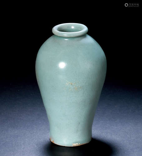 12世纪 高丽时期 青瓷梅瓶