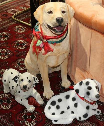 Ceramic and resin dog group