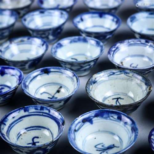 Chinese Blue-and-White Porcelain Wine Cups