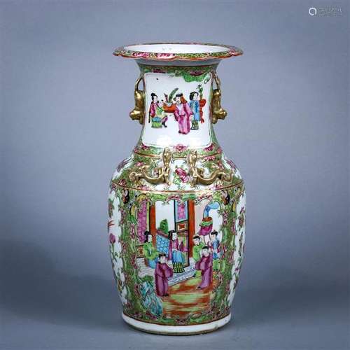 Chinese Rose Medallion Export Vase