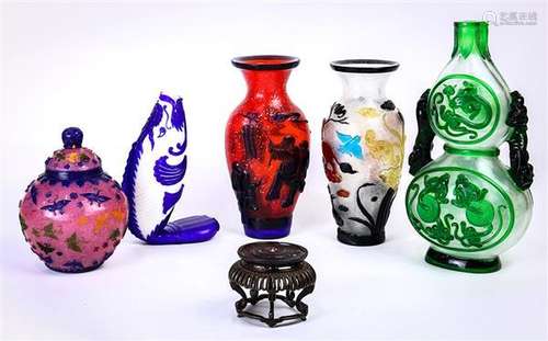 Chinese Peking Glass Vases and Lidded Jar