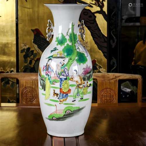 Chinese Porcelain Vase, Figure