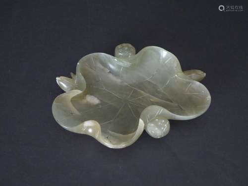 A CELADON JADE STONE LOTUS-SHAPED BRUSH WASHER